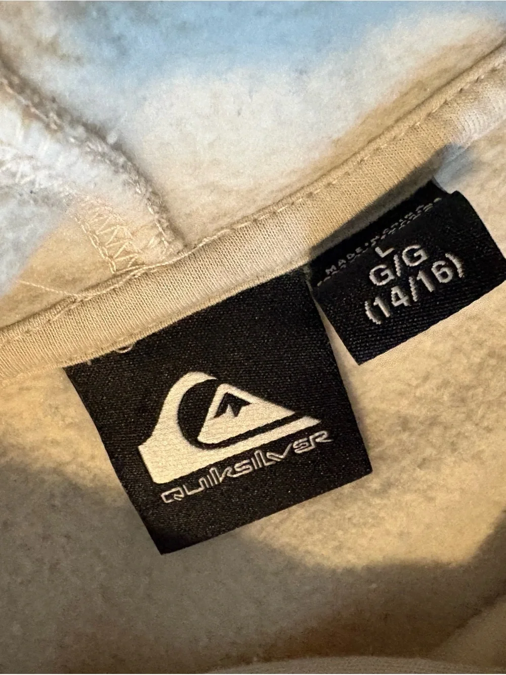 Quiksilver cream crewneck
